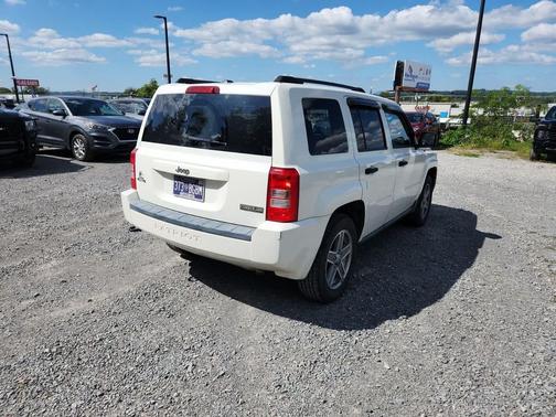 2007 Jeep Patriot Sport
