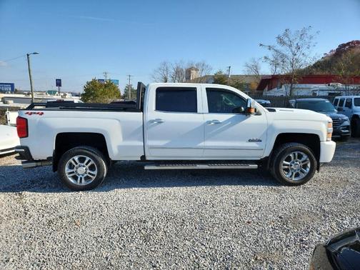 2019 Chevrolet Silverado 2500 High Country