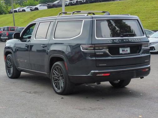 2023 Jeep Grand Wagoneer L Series III