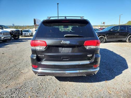 2016 Jeep Grand Cherokee Summit