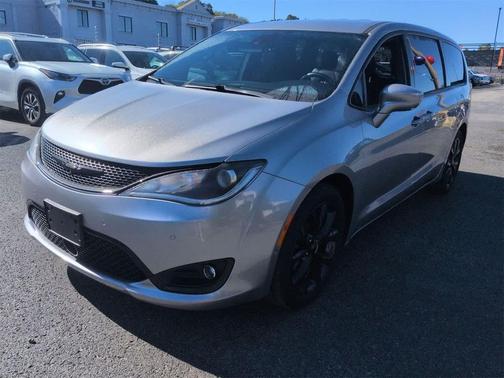 2019 Chrysler Pacifica Touring Plus