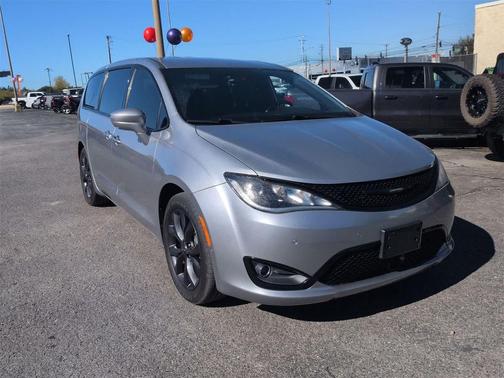 2019 Chrysler Pacifica Touring Plus