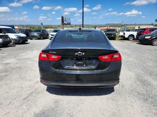 Mosaic Black Metallic 2021 Chevrolet Malibu 1LS