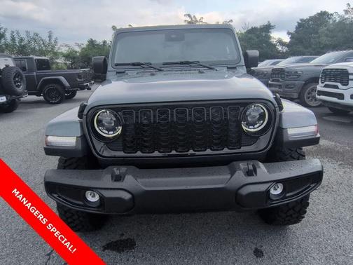 2025 Jeep Gladiator Sport