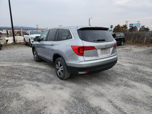 2018 Honda Pilot EX