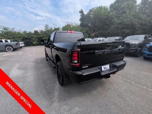 Diamond Black 2026 RAM 2500 Big Horn