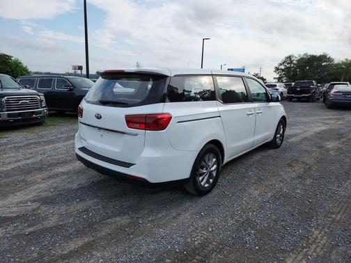 2020 Kia Sedona L
