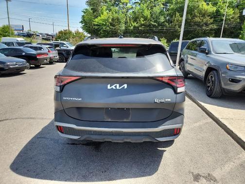 Shadow 2023 Kia Sportage Plug-In Hybrid X-Line Prestige