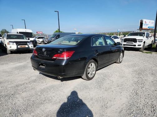 Black 2008 Toyota Avalon XLS