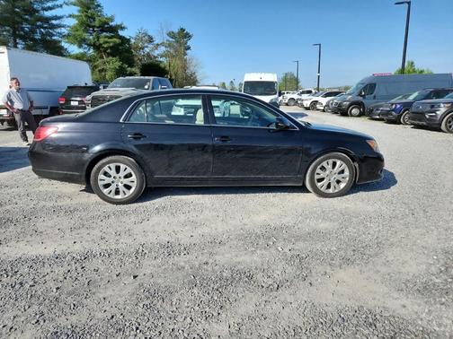 Black 2008 Toyota Avalon XLS