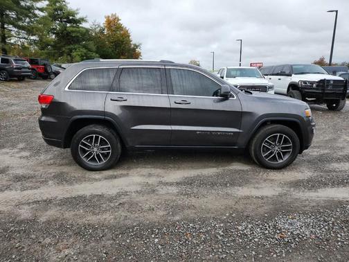 2018 Jeep Grand Cherokee Laredo E