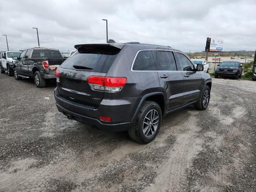 2018 Jeep Grand Cherokee Laredo E