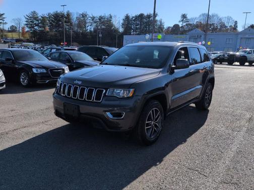 2018 Jeep Grand Cherokee Laredo E