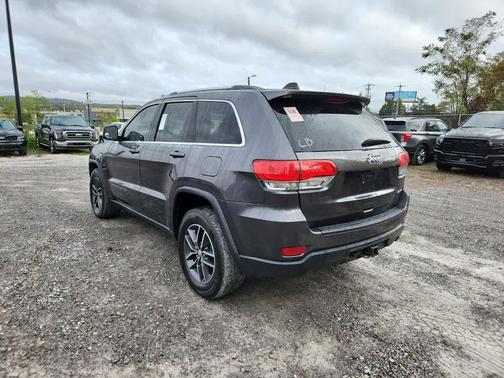 2018 Jeep Grand Cherokee Laredo E