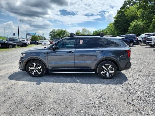 2022 Kia Sorento S