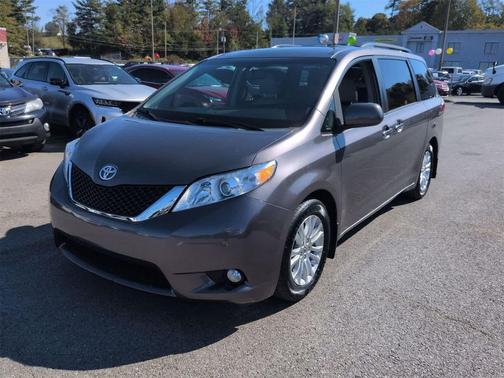 2015 Toyota Sienna XLE Premium