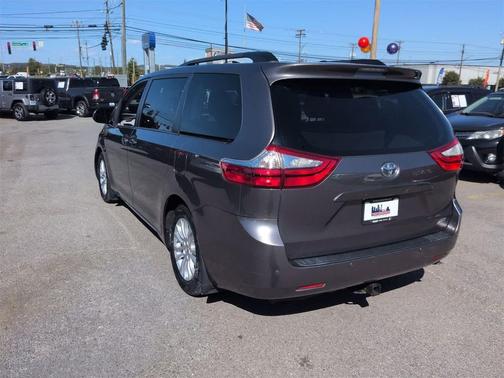 2015 Toyota Sienna XLE Premium