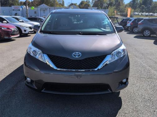 2015 Toyota Sienna XLE Premium