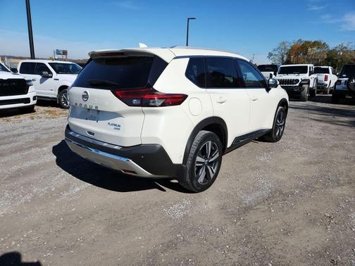2023 Nissan Rogue Platinum