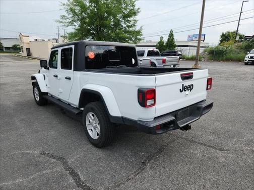 2023 Jeep Gladiator Sport