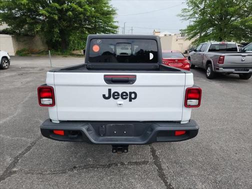 2023 Jeep Gladiator Sport