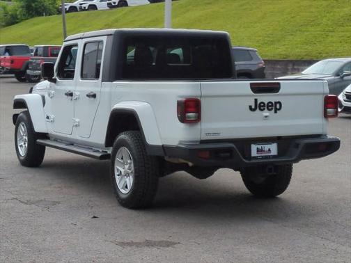 2023 Jeep Gladiator Sport