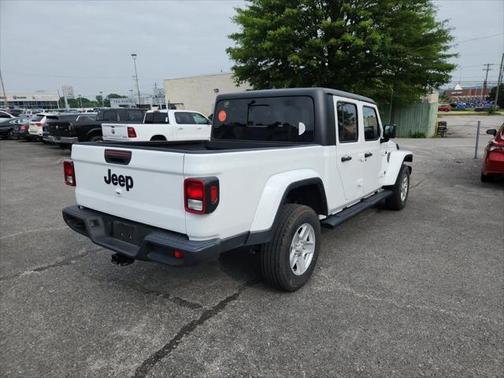 2023 Jeep Gladiator Sport