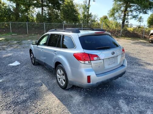 2012 Subaru Outback 2.5i Premium