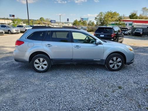 2012 Subaru Outback 2.5i Premium