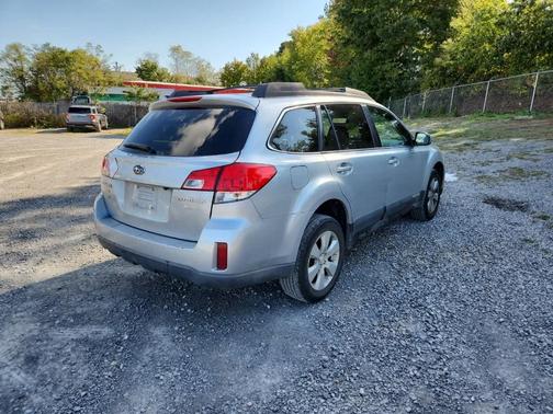 2012 Subaru Outback 2.5i Premium