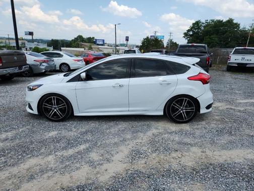 2017 Ford Focus ST Base