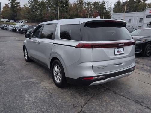 2022 Kia Carnival LXS