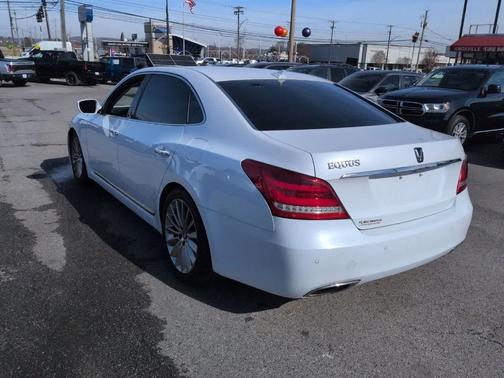 2014 Hyundai Equus Signature