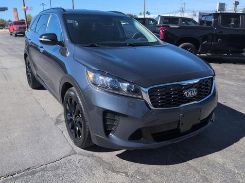 2020 Kia Sorento S V6