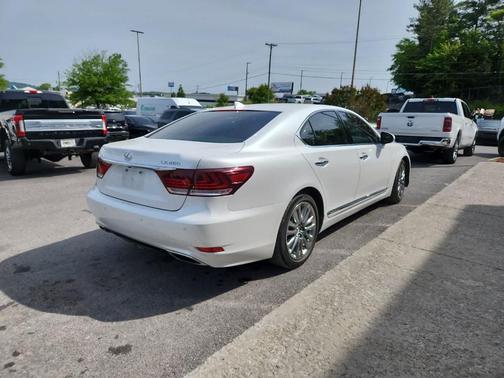 Eminent White Pearl 2016 Lexus LS 460 Base