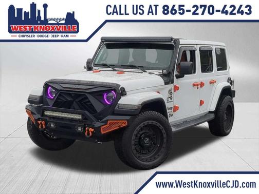Bright White Clearcoat 2019 Jeep Wrangler Unlimited Sahara