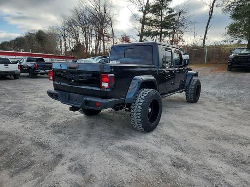 2020 Jeep Gladiator Sport