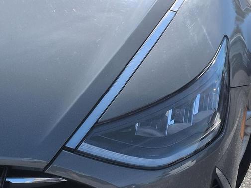 2021 Hyundai SONATA SE