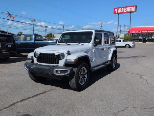 Bright White Clearcoat 2018 Jeep Wrangler Unlimited Sahara