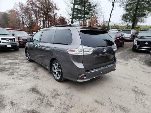 2013 Toyota Sienna SE