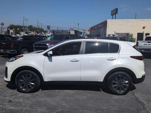 2022 Kia Sportage Nightfall