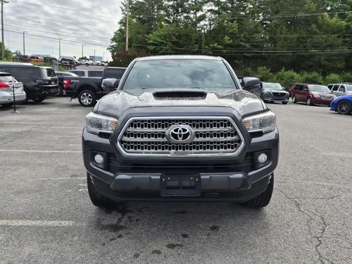 Magnetic Gray Metallic 2017 Toyota Tacoma TRD Sport