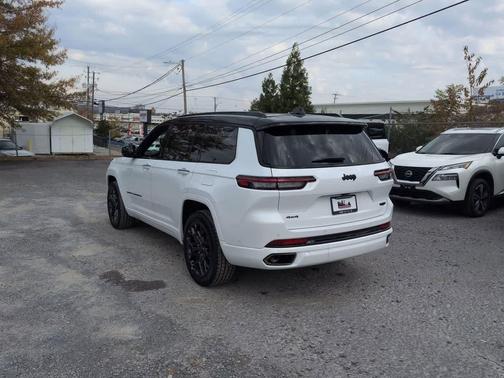 2025 Jeep Grand Cherokee L Summit