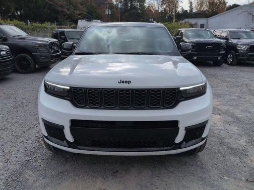 2025 Jeep Grand Cherokee L Summit