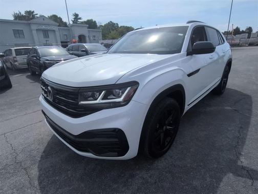 2023 Volkswagen Atlas Cross Sport 3.6 V6 SEL R-Line Black
