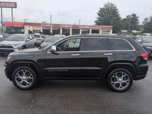 2020 Jeep Grand Cherokee Overland