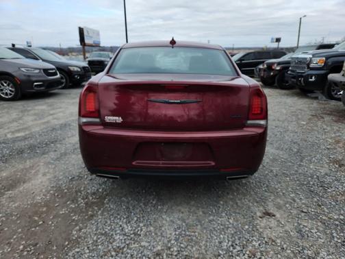 2021 Chrysler 300 Touring