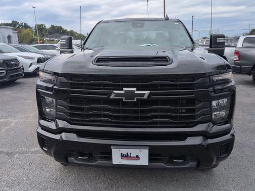 2024 Chevrolet Silverado 2500 Custom