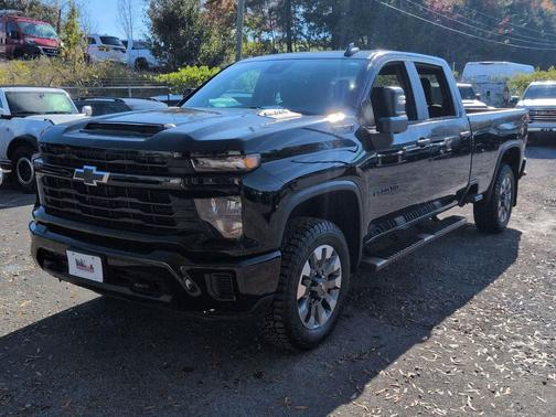 2024 Chevrolet Silverado 2500 Custom