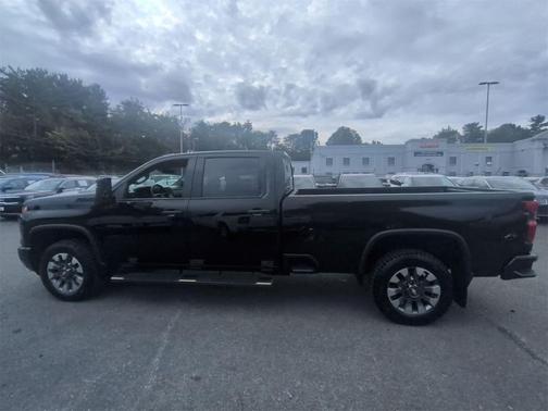 2024 Chevrolet Silverado 2500 Custom
